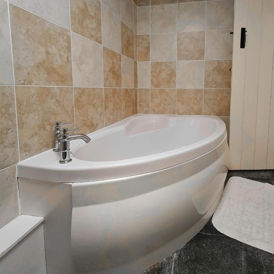 Ta Mill Holiday Cottages & Lodges -Ta Mill House Launceston Bagian luar foto