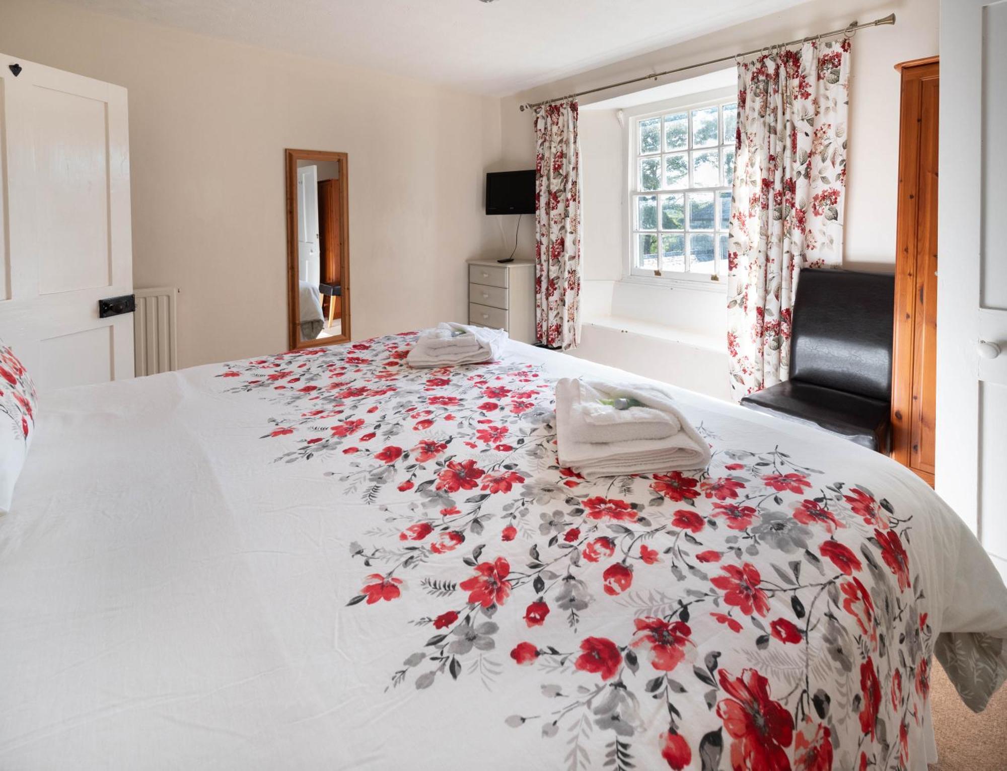 Ta Mill Holiday Cottages & Lodges -Ta Mill House Launceston Bagian luar foto